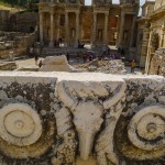A biblioteca de Éfeso